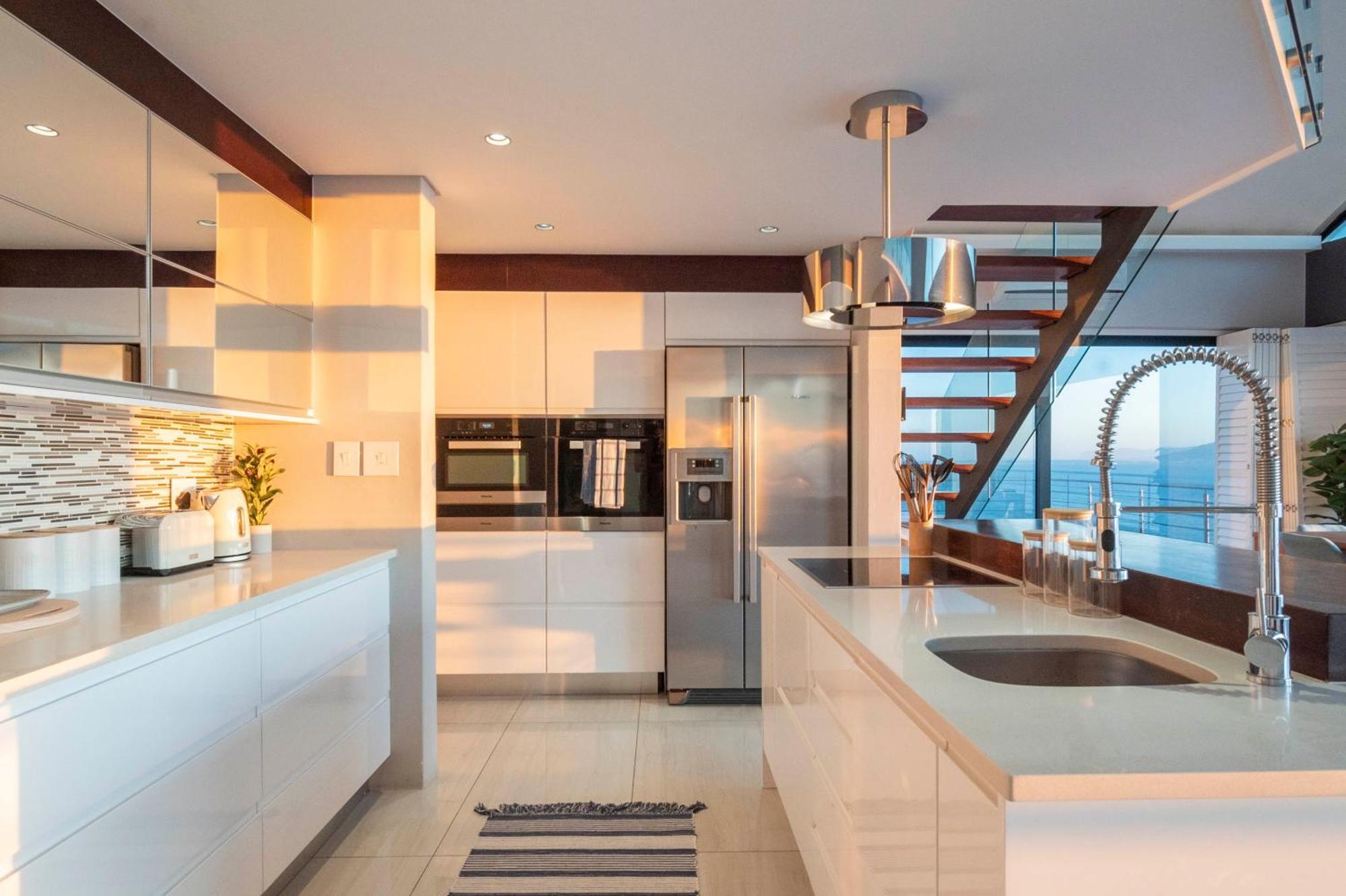Apartment Penthouse With A View To For! Cape Town